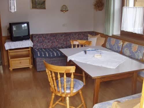 Ferienwohnung Johann Niedermoser フィーバーブルン エクステリア 写真